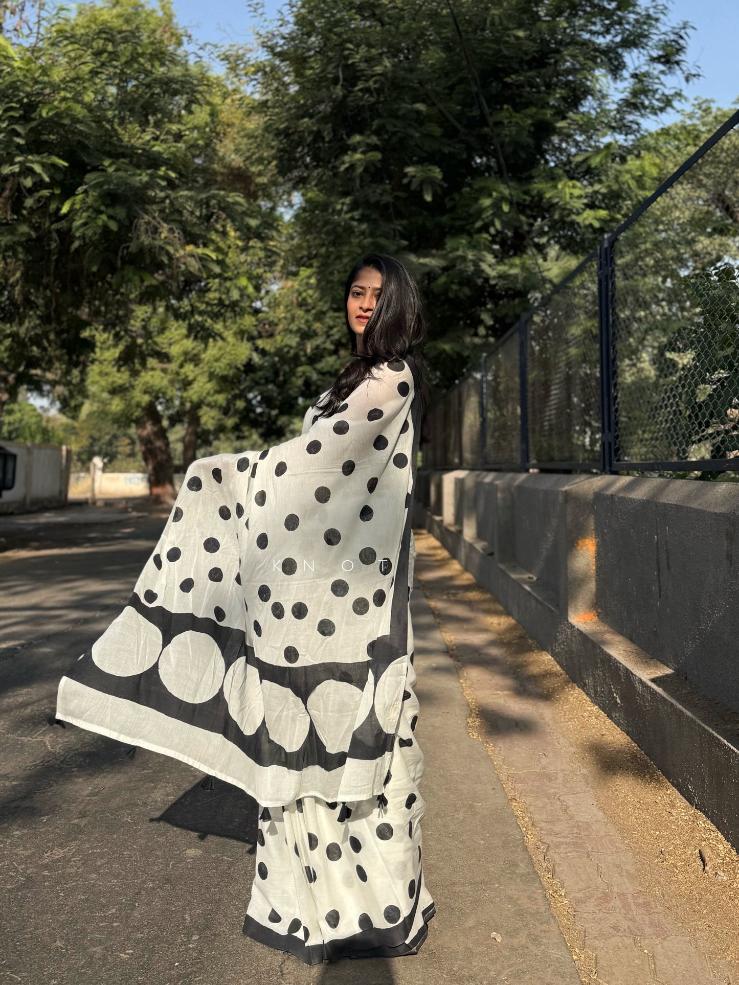 Retro Polka Saree