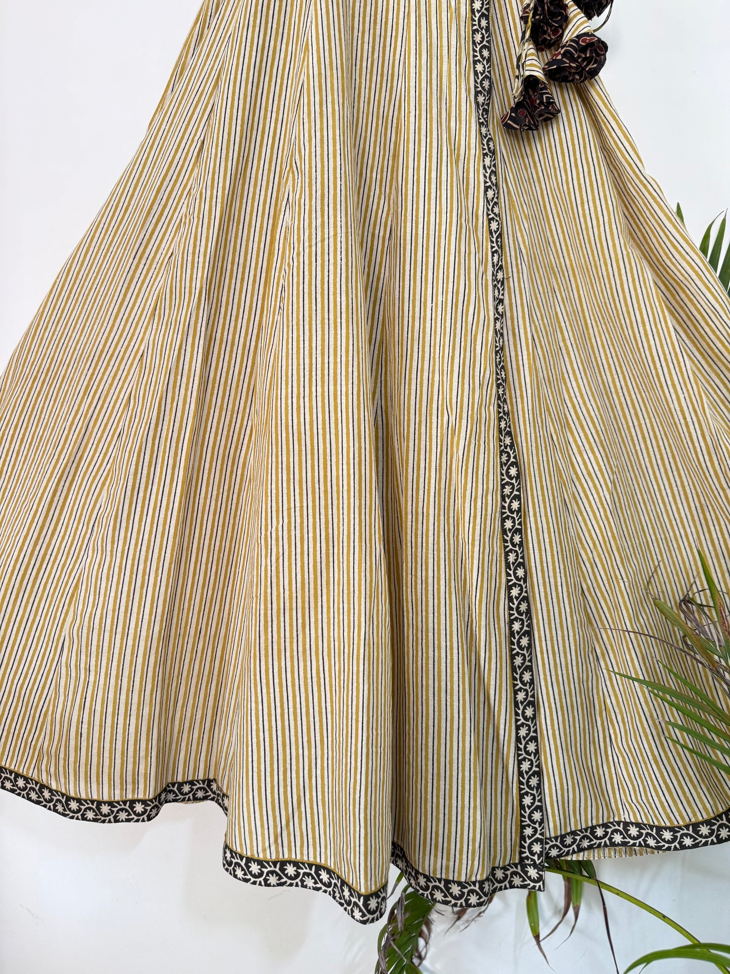 Striped Corn Angrakha