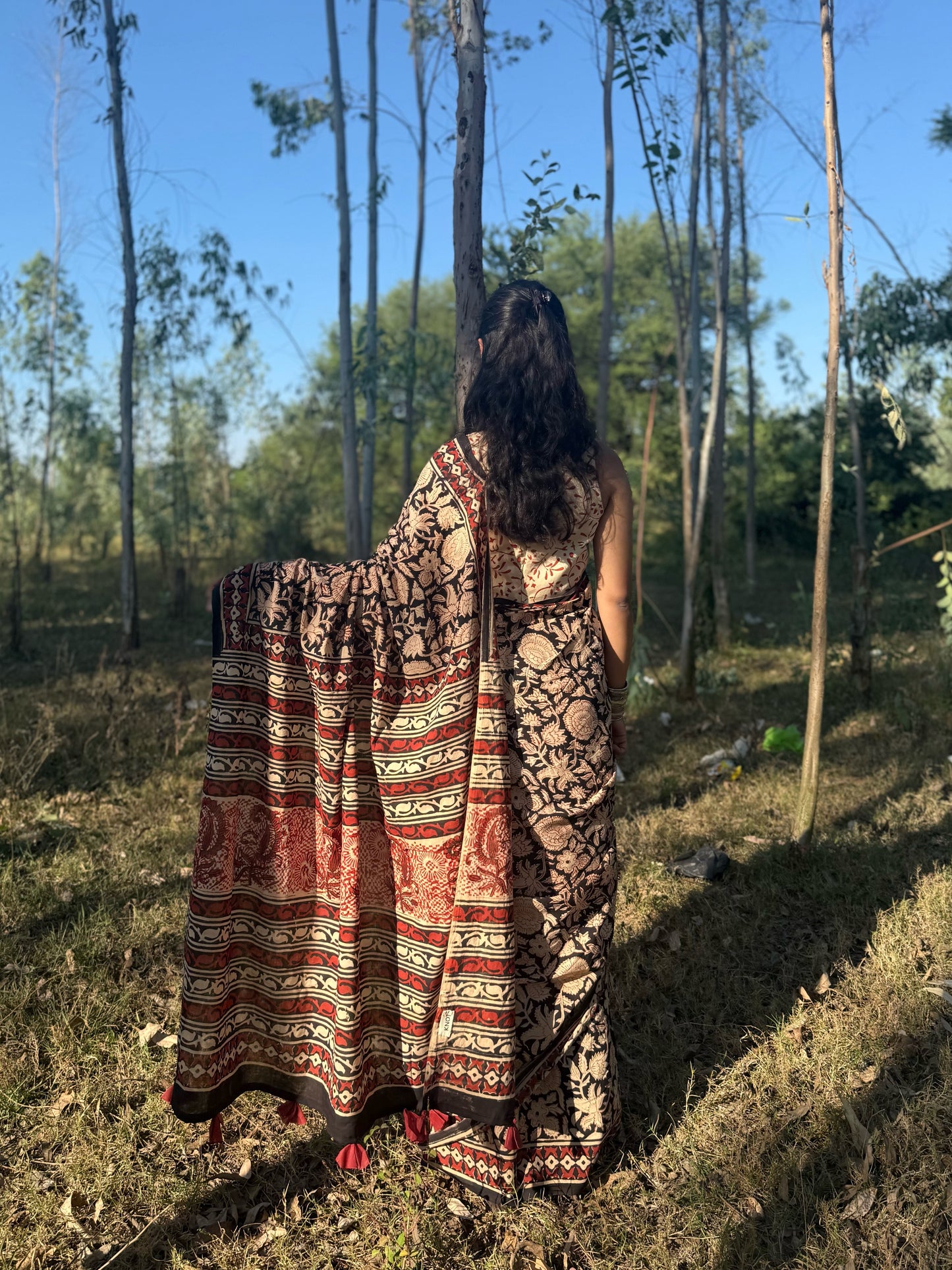 Dahlia Saree