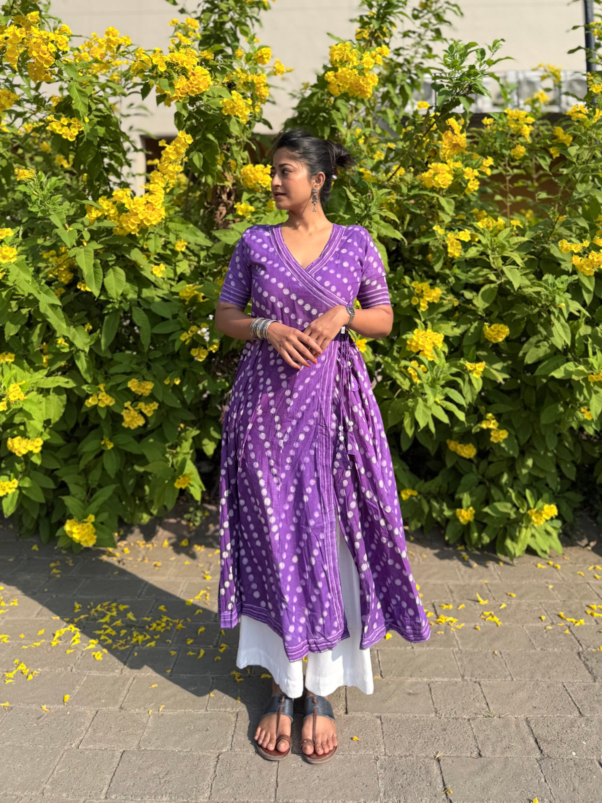 Iris Dot Angrakha