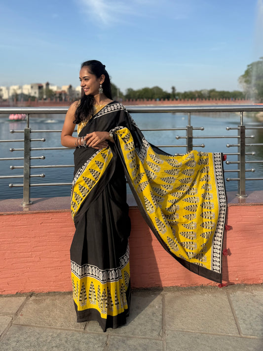 Black Fern saree