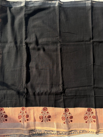 Carbon Border Saree