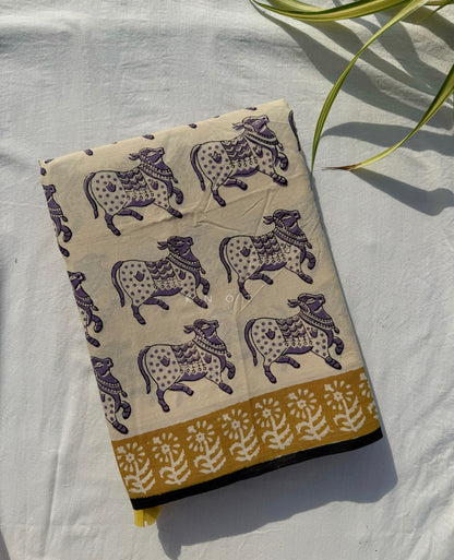 Pastel Nandi Saree