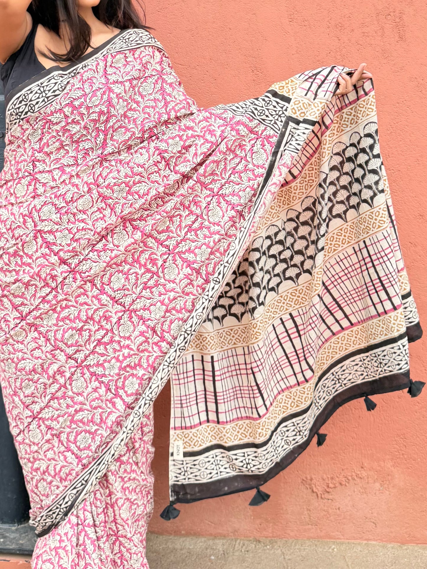 Magenta Fields Saree