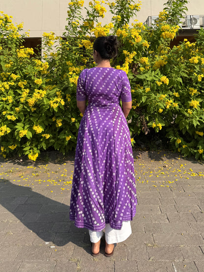 Iris Dot Angrakha