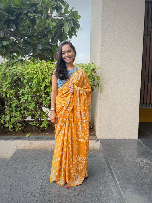 Daffodil Saree