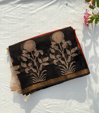 Border Vines Saree