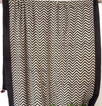Retro Chevron Saree
