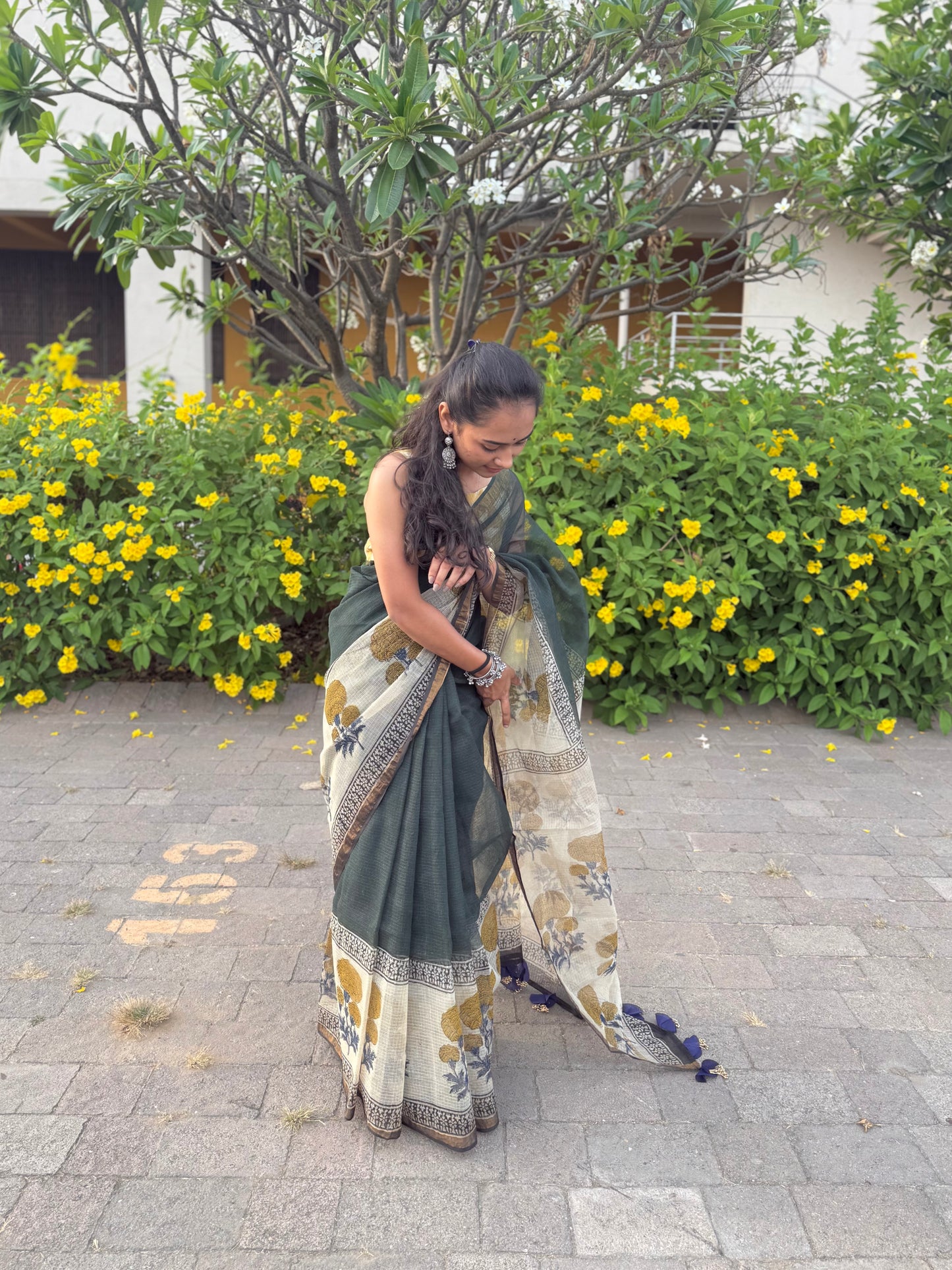 Forest Border Saree