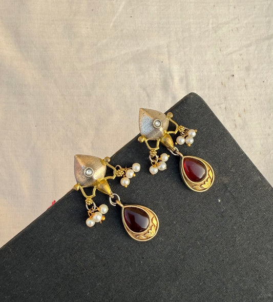 Sai Earrings