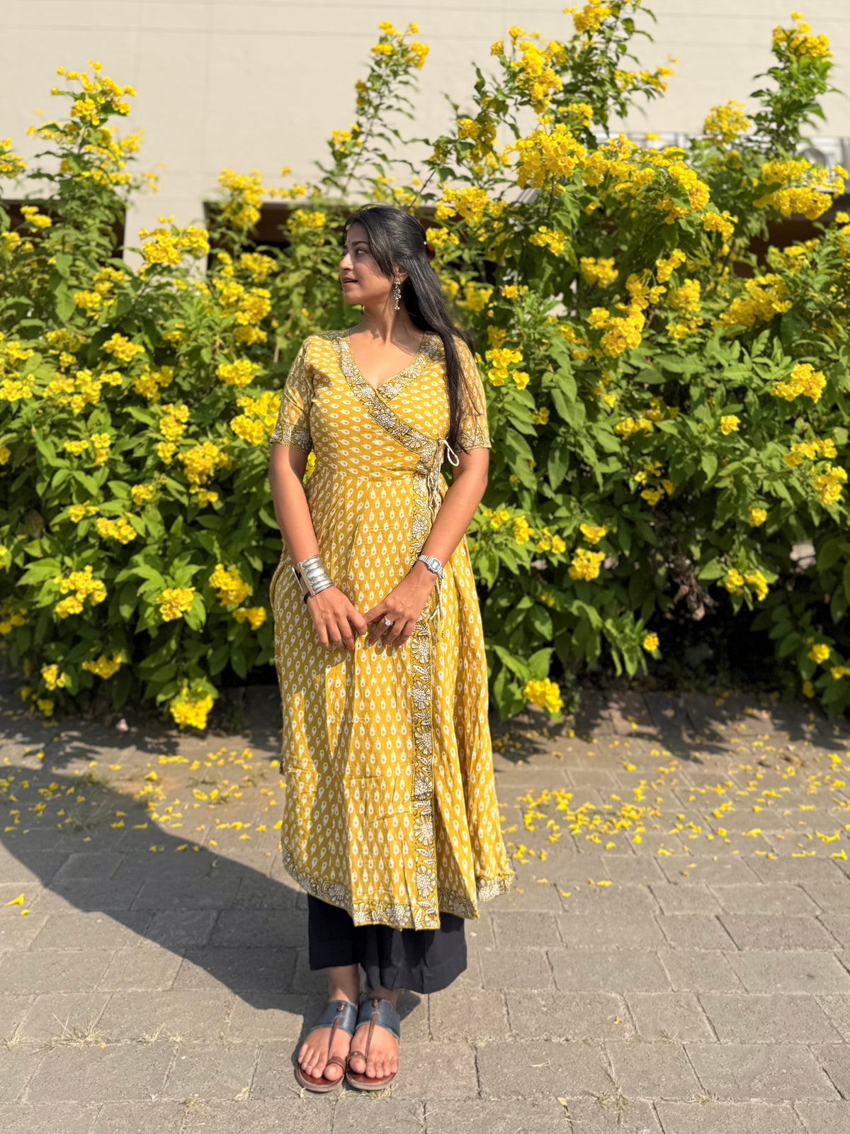 Honey Love Angrakha