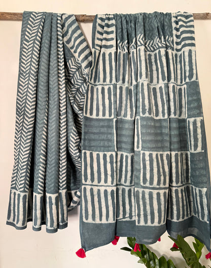 Gray Lanes Saree