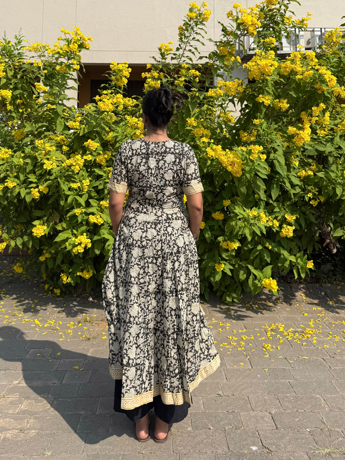Black Vines Angrakha