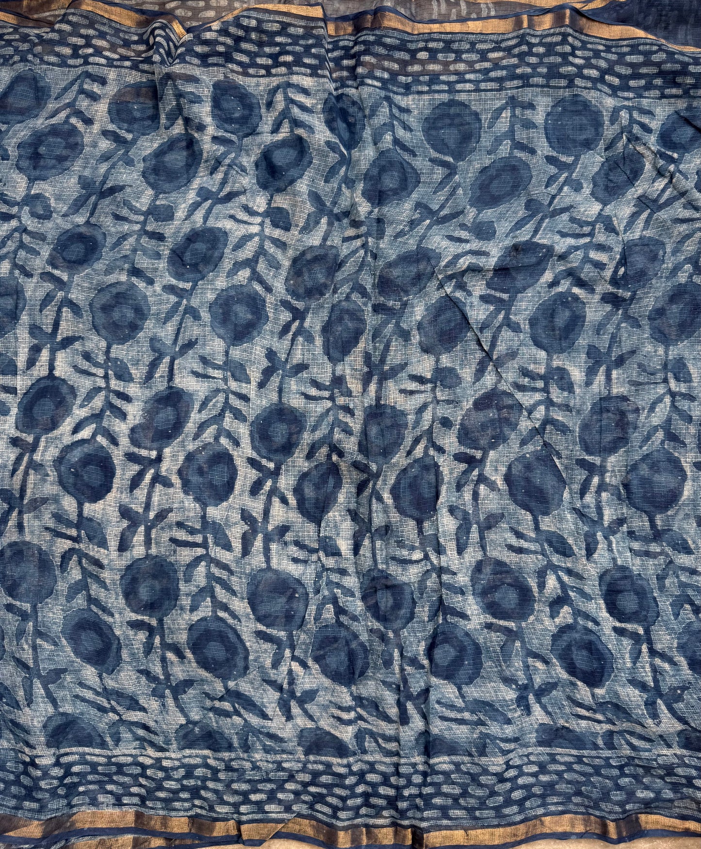 Dahlia Field Saree