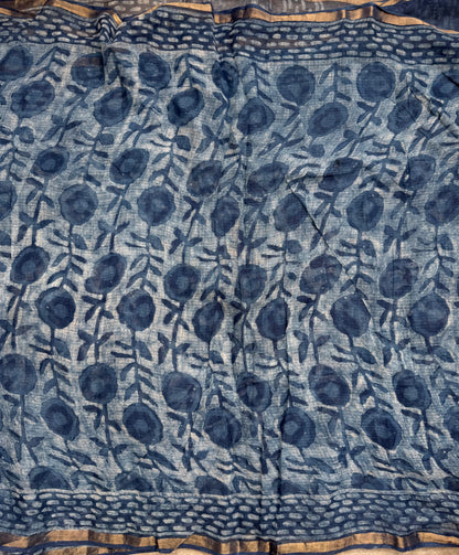 Dahlia Field Saree