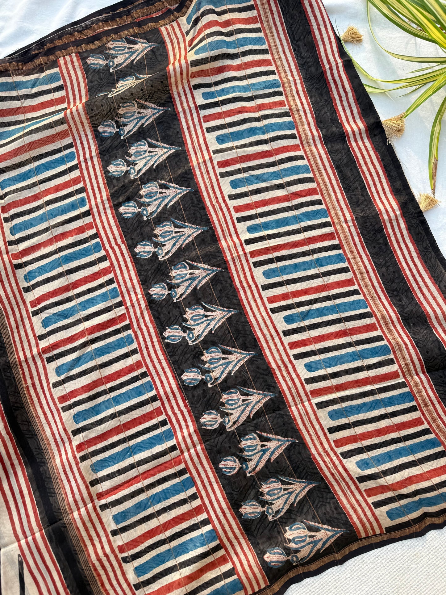 Retro Stripe Saree